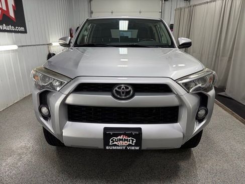 Used 2014 Toyota 4Runner SR5 image 2