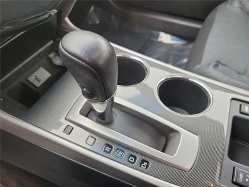 Used 2013 Nissan Altima 2.5 SL w/ Technology Pkg image 28