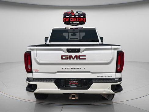 Used 2022 GMC Sierra 2500 Denali AWD/4WD image 6