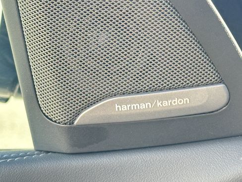 Used 2023 BMW X7 M60i w/ Executive Package image 10