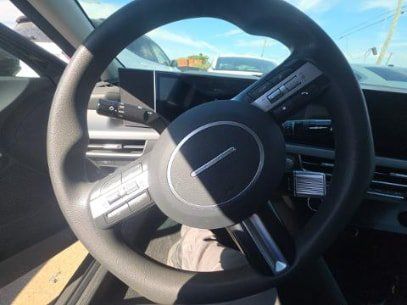 Used 2024 Hyundai Sonata SEL FWD image 13