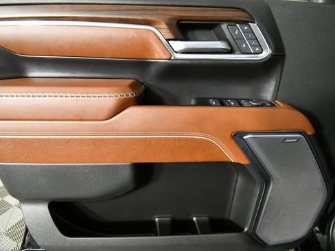 Used 2024 GMC Sierra 3500 Denali Ultimate image 22