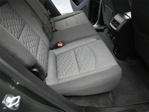 Used 2018 Chevrolet Equinox LT w/ Sun & Infotainment Package image 29