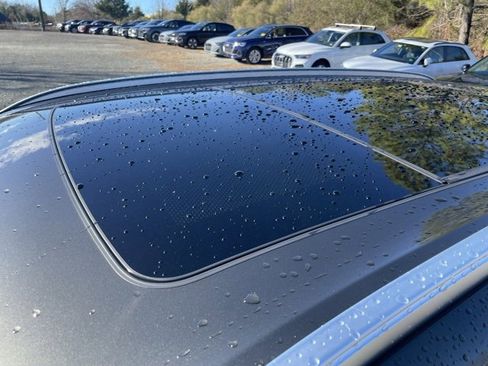 Used 2021 BMW X5 xDrive40i w/ Executive Package image 6