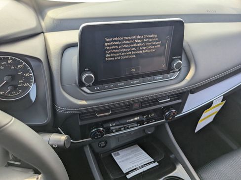 New 2026 Nissan Rogue SV image 15