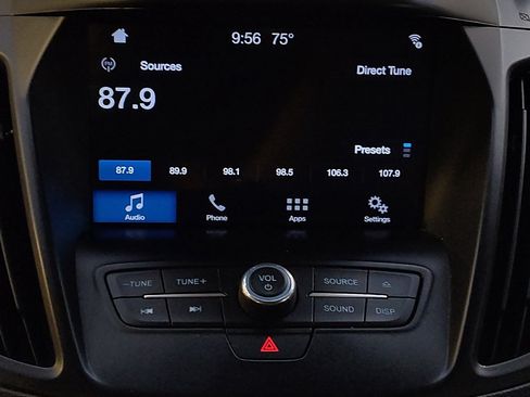 Used 2017 Ford Escape SE w/ Equipment Group 201A AWD/4WD image 25