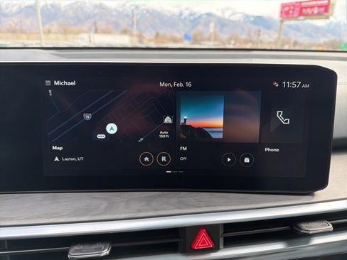 Certified 2025 Kia Sorento SX image 12