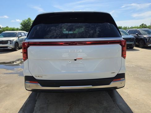 New 2026 Kia Carnival SX FWD image 7