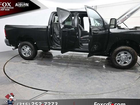New 2026 RAM 2500 Tradesman w/ Chrome Appearance Group image 39