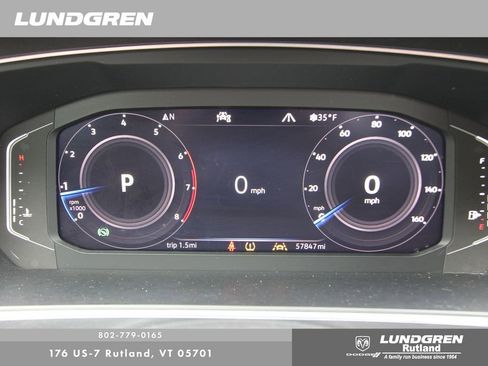 Used 2020 Volkswagen Tiguan SEL w/ 3rd Row Seat Package image 16