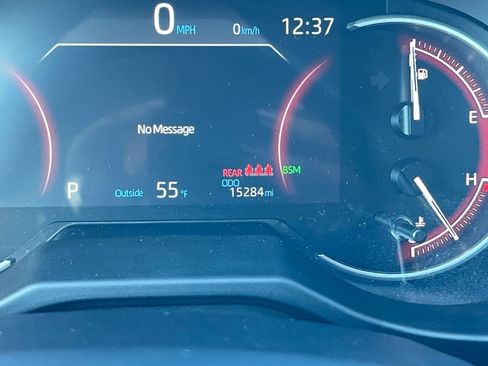 Used 2025 Toyota RAV4 XLE image 41