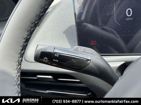 New 2025 Kia EV6 Light w/ Light LR Technology Package image 19