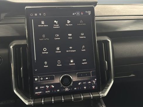 Used 2025 GMC Acadia Elevation image 27