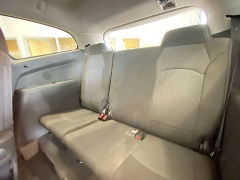 Used 2016 Chevrolet Traverse LT AWD/4WD image 25