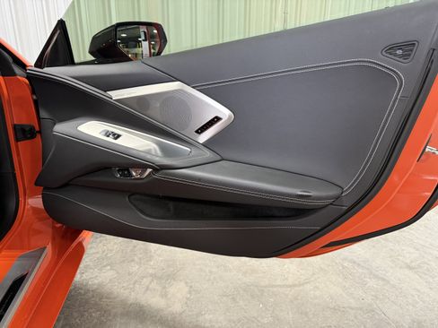 Used 2020 Chevrolet Corvette Stingray Preferred Cpe w/ 2LT Preferred Equipment Group RWD image 8