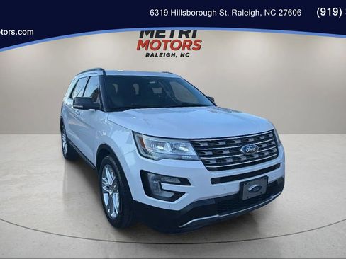 Used 2016 Ford Explorer XLT w/ Equipment Group 202A image 1