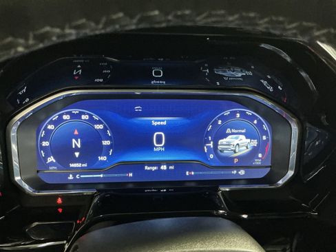 Used 2025 Chevrolet Silverado 1500 High Country image 25