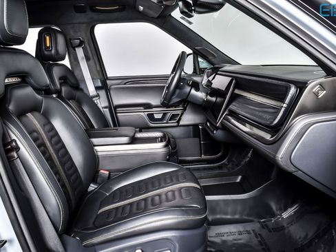 Used 2022 Rivian R1S Launch Edition image 24