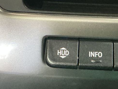 Used 2019 Chevrolet Suburban Premier image 49