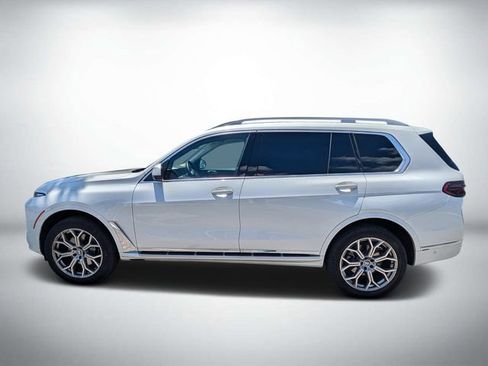Used 2026 BMW X7 xDrive40i AWD/4WD image 7