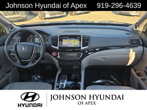 Used 2017 Honda Pilot Touring image 20