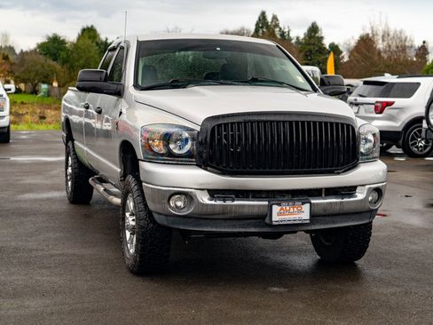 Used 2007 Dodge Ram 3500 Truck SLT w/ Trailer Tow Group AWD/4WD image 2