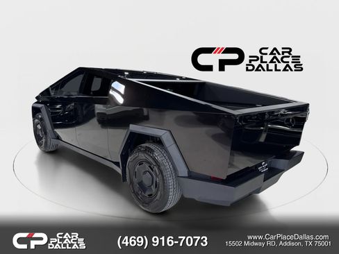 Used 2025 Tesla Cybertruck 2WD Crew Cab image 6