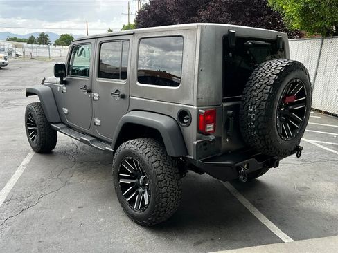 Used 2017 Jeep Wrangler Unlimited Sport w/ Quick Order Package 24S AWD/4WD image 5