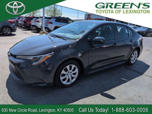 Certified 2025 Toyota Corolla LE image 1