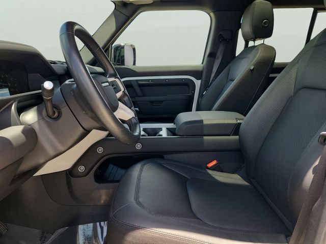 Used 2025 Land Rover Defender 110 S AWD/4WD image 17