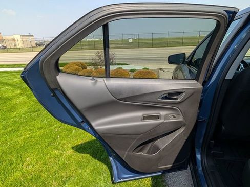 Used 2024 Chevrolet Equinox LT w/ LPO, Floor Liner Package FWD image 12