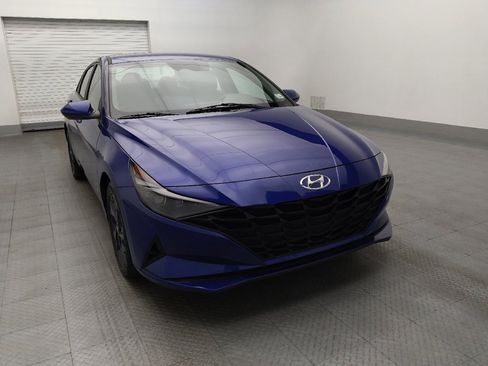 Used 2022 Hyundai Elantra SEL w/ Cargo Package image 13