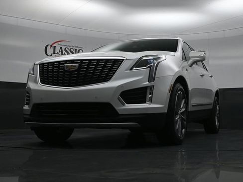 Used 2025 Cadillac XT5 Premium Luxury image 30