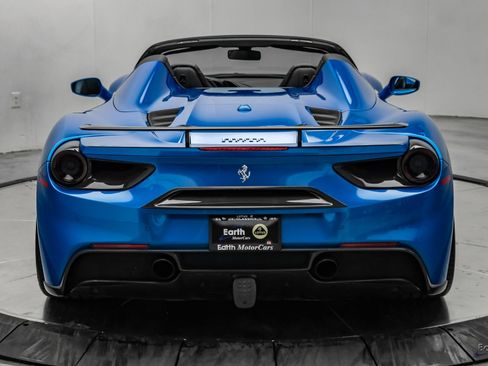 Used 2017 Ferrari 488 Spider RWD image 17