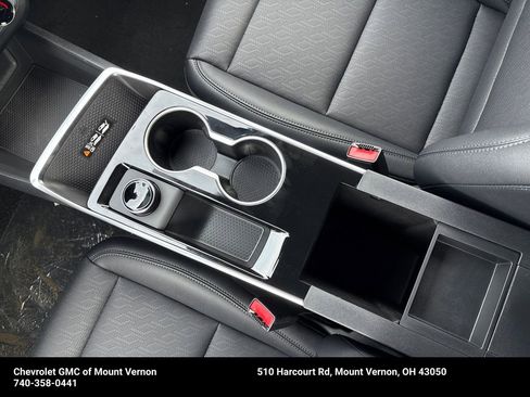 New 2026 Chevrolet Equinox LT w/ Convenience Package II image 21