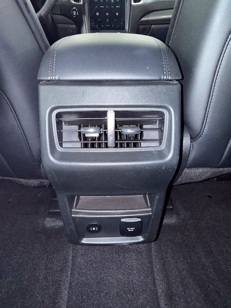 Used 2024 Ford Edge SEL w/ Convenience Package AWD/4WD image 28