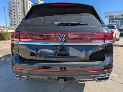 New 2026 Volkswagen Atlas SEL image 5