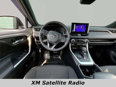 Used 2023 Toyota RAV4 SE AWD/4WD image 8