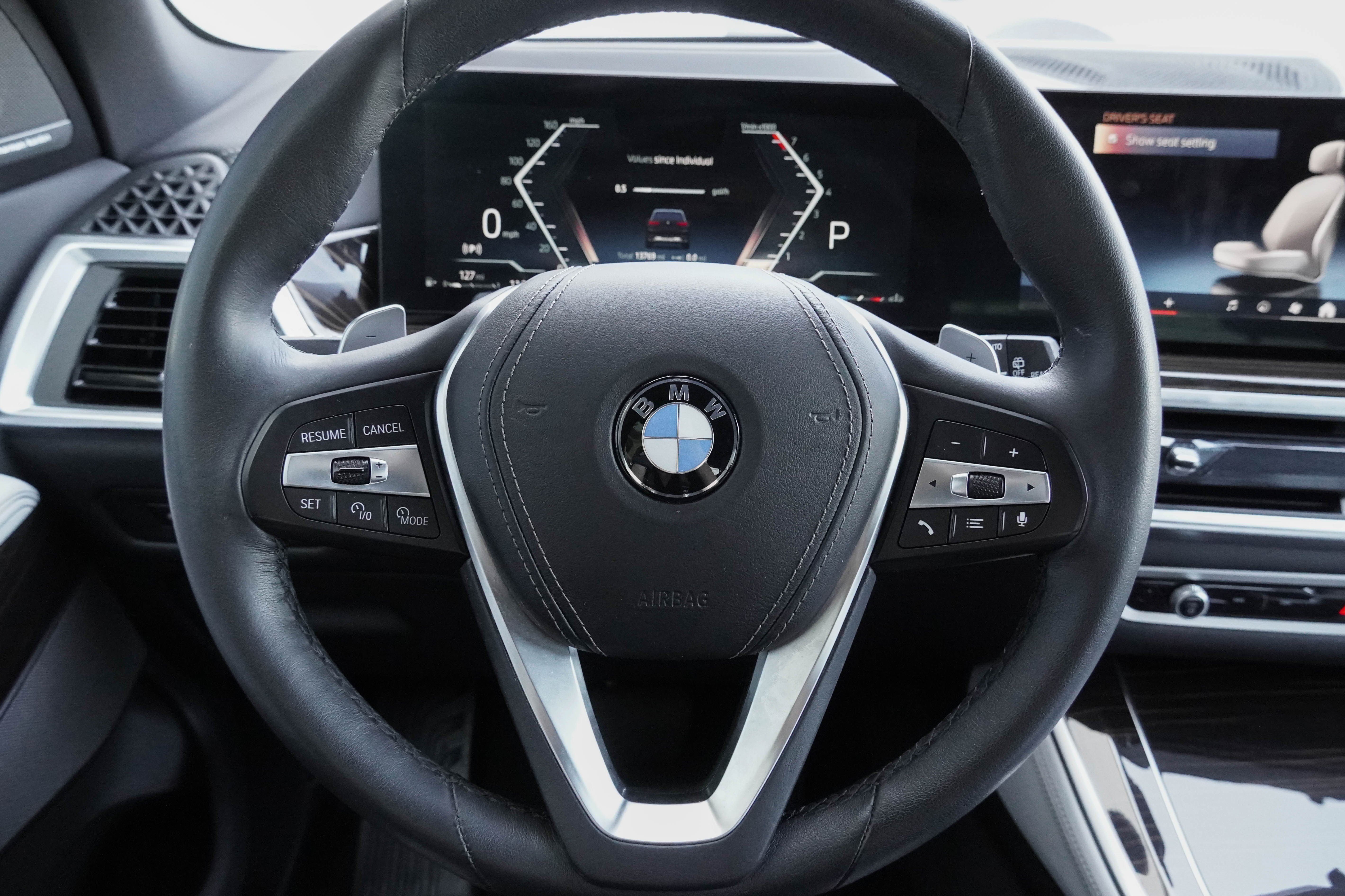 Certified 2025 BMW X5 sDrive40i w/ Climate Comfort Package RWD image 15