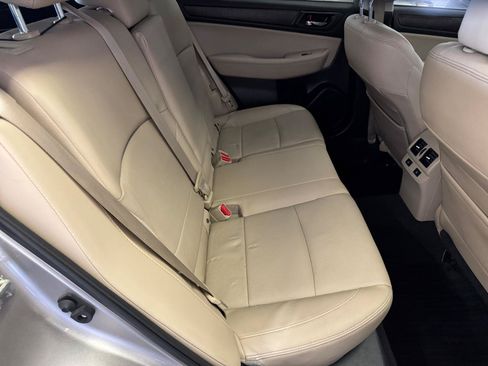 Used 2016 Subaru Outback 2.5i Limited AWD/4WD image 14