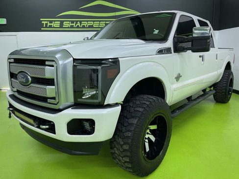 Used 2013 Ford F350 Platinum w/ Platinum Pkg image 5
