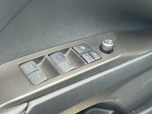 Used 2021 Toyota Camry XSE image 21