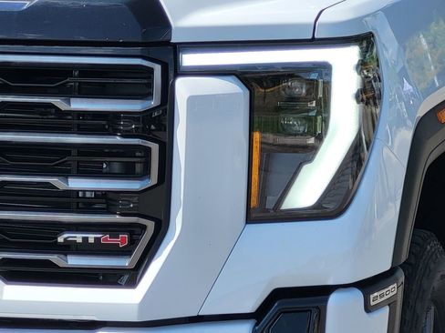 New 2025 GMC Sierra 2500 AT4 w/ Technology Package image 41