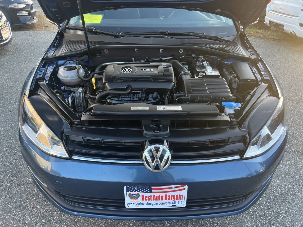 Used 2017 Volkswagen Golf S AWD/4WD image 38
