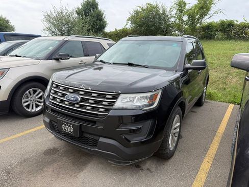 Used 2016 Ford Explorer FWD image 3