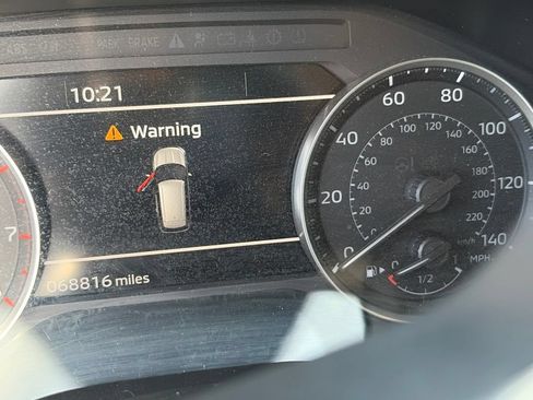 Used 2024 Mitsubishi Outlander AWD image 11