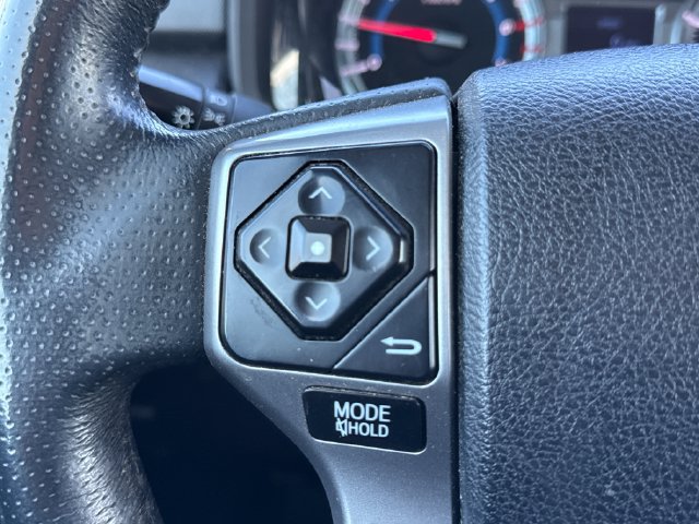 Used 2018 Toyota 4Runner SR5 Premium AWD/4WD image 35