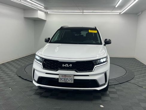 Used 2022 Kia Sorento S w/ Panoramic Sunroof Package image 6