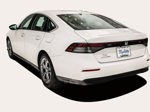Used 2024 Honda Accord EX image 7
