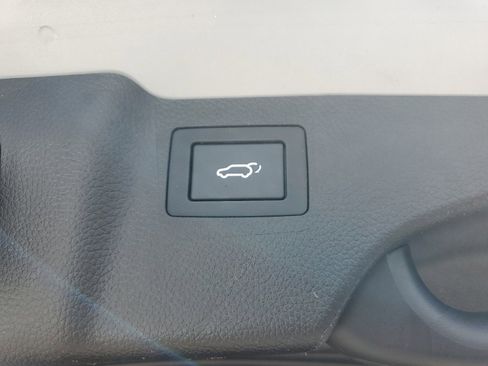 Used 2018 Hyundai Santa Fe Sport 2.0T w/ Cargo Package image 6
